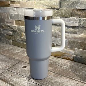 Stanley Adventure Quencher Travel Tumbler 40oz